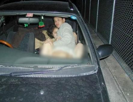 从“车震摇摇乐”看荣威350的品牌营销策略