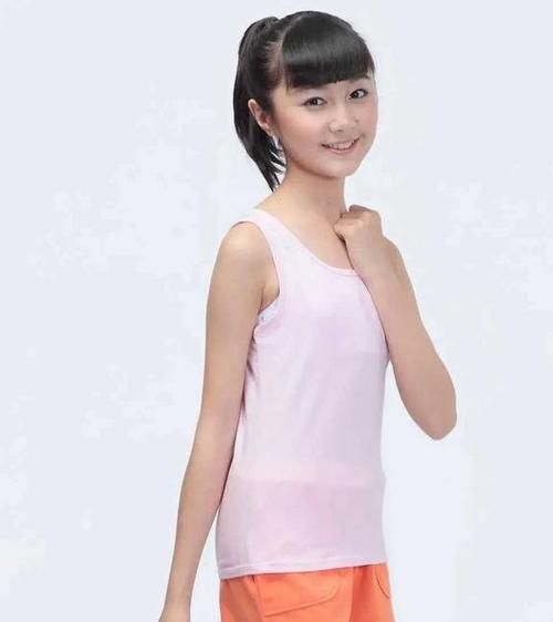 关注00后小女孩：她们的成长与未来