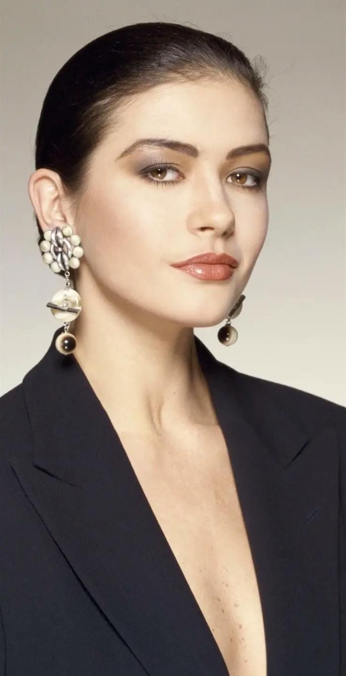 凯瑟琳：超模歌手的魅力人生，你不知道的故事