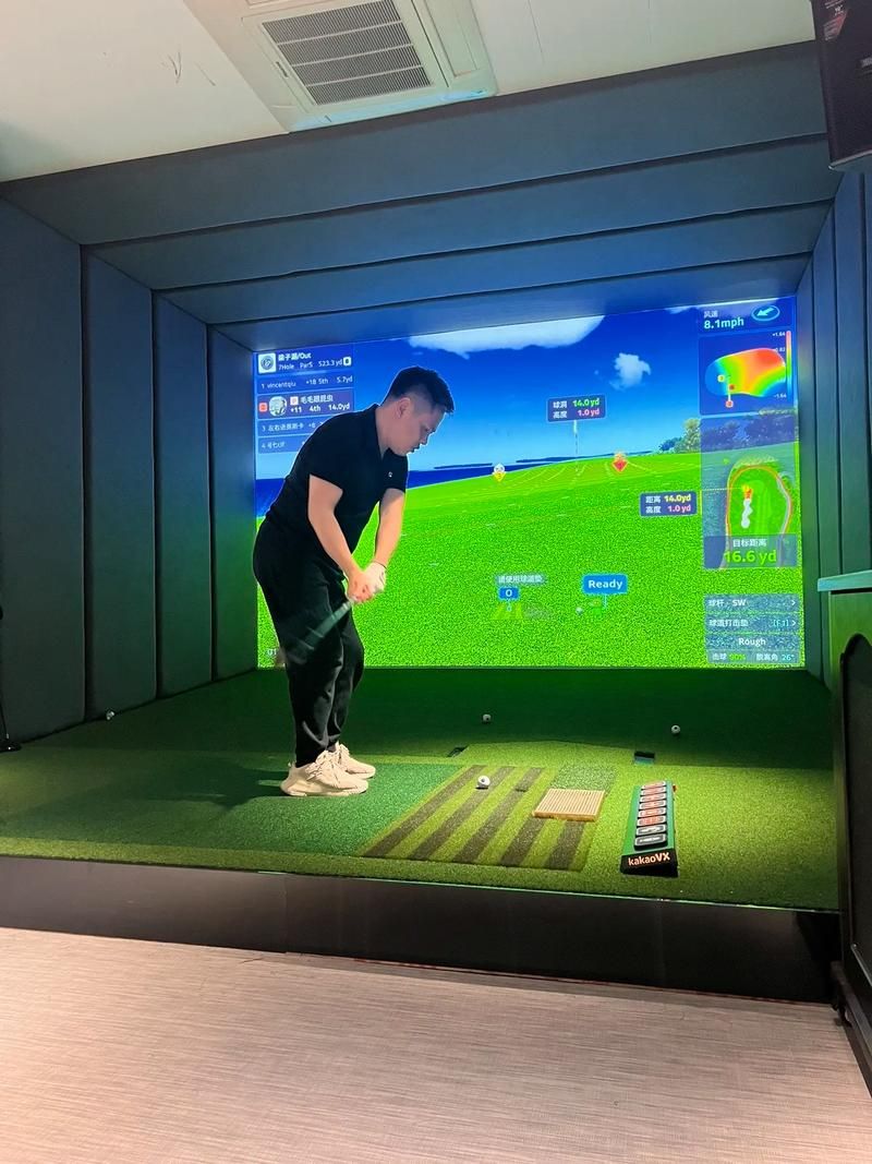 办公室高尔夫游戏：放松休闲的办公新方式