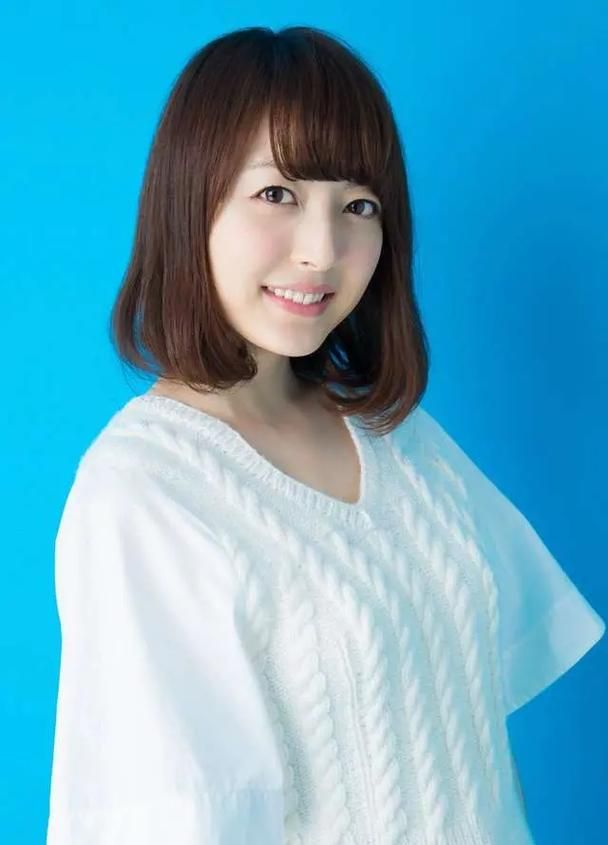 北京卫视跨年：花泽香菜惊喜现身，引爆全场！