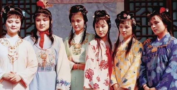 十二金钗电影：香港粤剧电影的巅峰之作