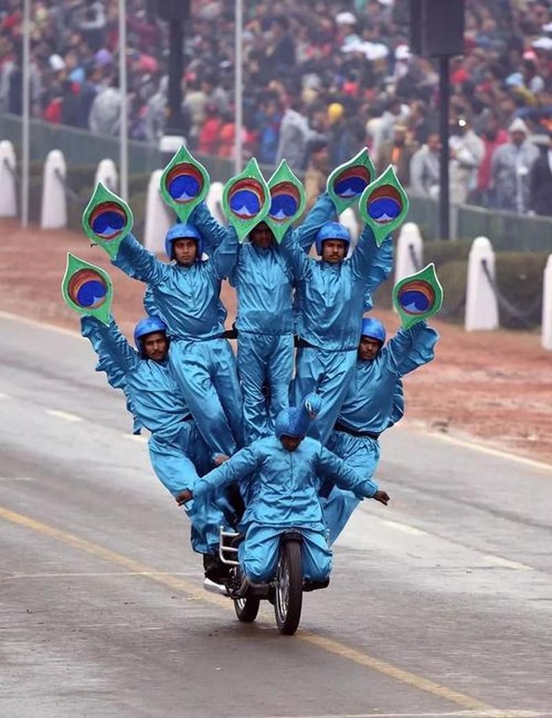 印度男子神操作：摩天轮摩托震撼来袭，网友看呆了！