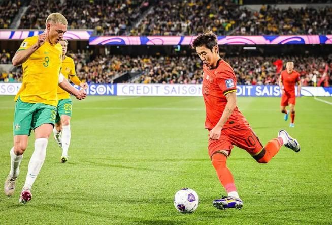 国足vs澳大利亚：赛前预测与最终比分，你猜对了吗？