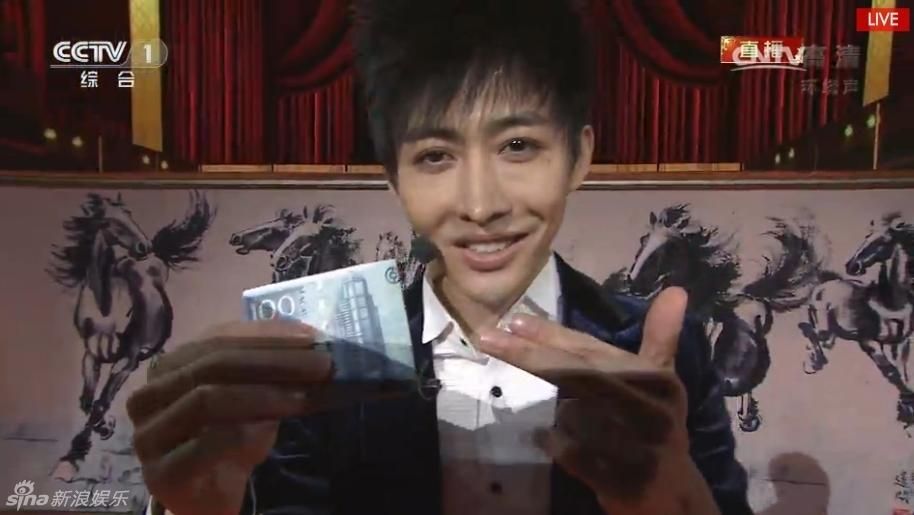 央视春晚Yif魔术穿帮细节分析，你发现了哪些？