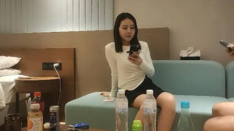 妻子沉迷游戏花光50万积蓄，家庭面临崩溃边缘？
