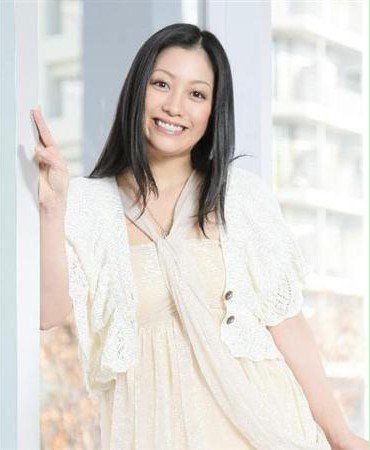 小向美奈子bt：揭秘日本娱乐圈的黑暗与光明