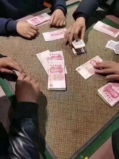 快乐炸金花最新版本下载：丰富玩法，超多奖励等你来拿！