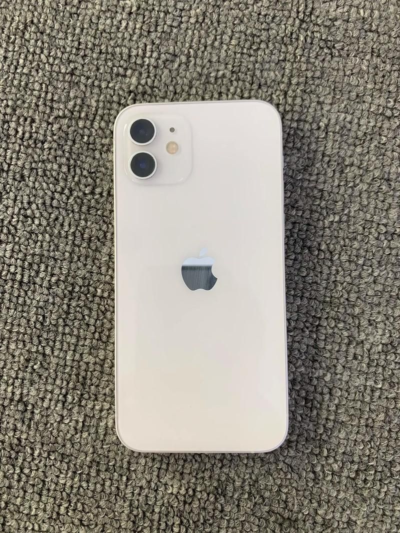 想用iPhone12界面？安卓手机也能用iPhone12启动器！