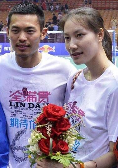 林丹婚纱照高清图赏析，颜值巅峰太惊艳