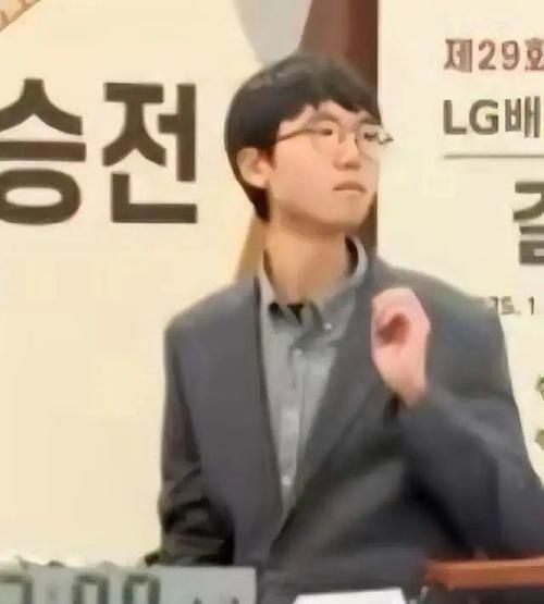 柯洁回应歧视女性事件：到底怎么回事？