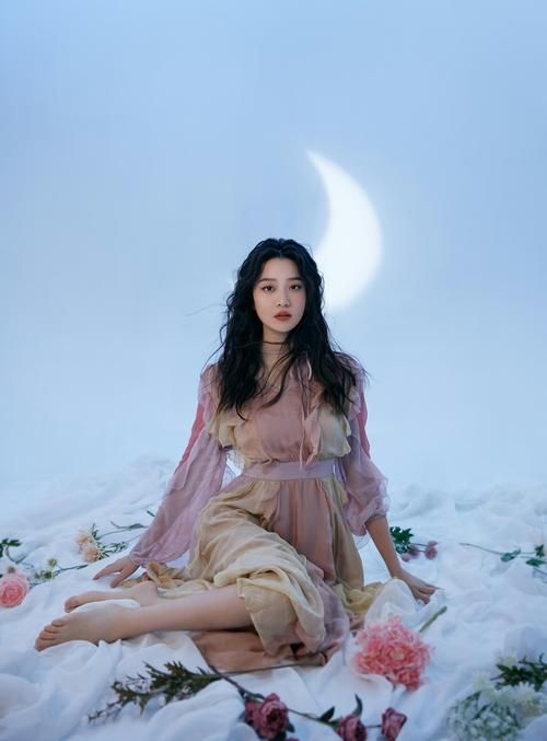 水晶岩城：强大的演员阵容，打造顶级视听享受！