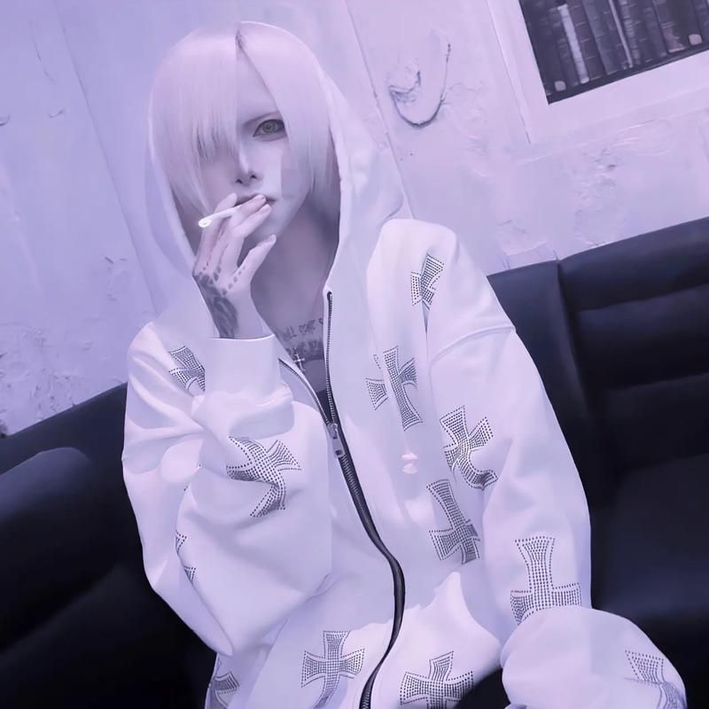 爱沢ひな：歌舞伎町女王的辉煌与隐退后的生活