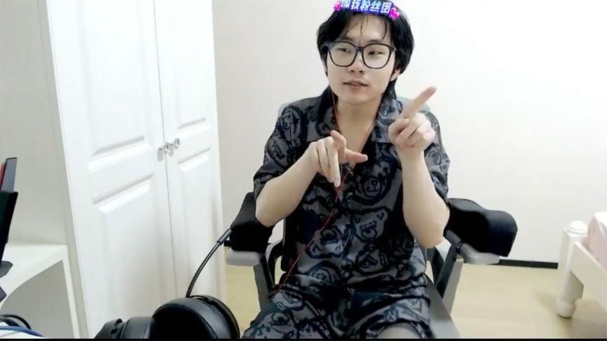 王小小小予的过往经历：一个完整的她