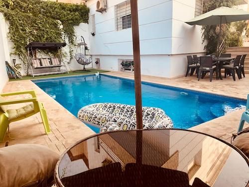 3D沙盒游戏亲密民宿：BNB绅士的浪漫冒险