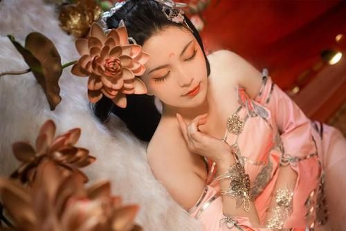 coser2最新版本是多少？下载地址及游戏内容详解