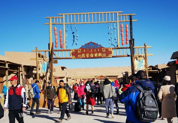 下载最后绿洲汉化版：体验刺激的游牧生存之旅