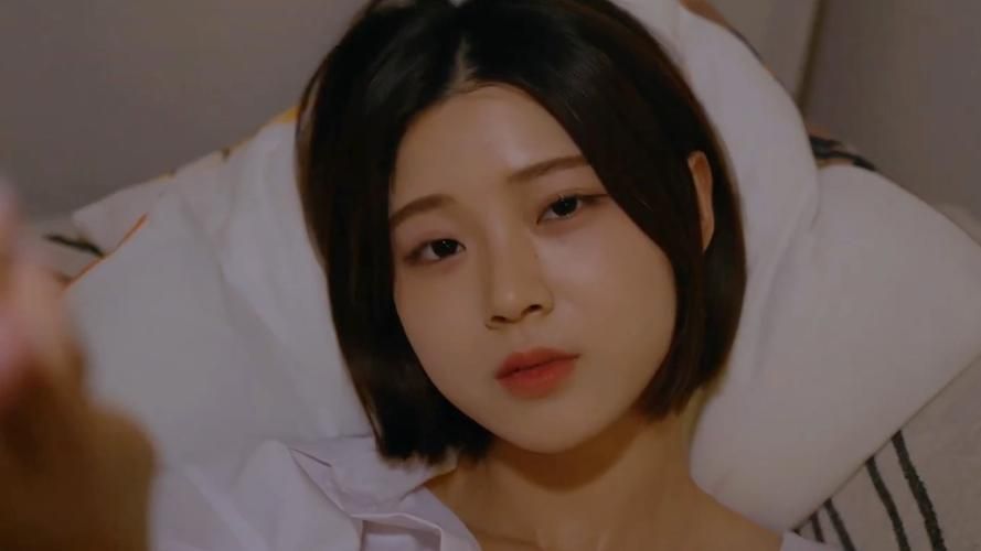 下载阿西美女室友汉化版：解锁精彩真人互动剧情