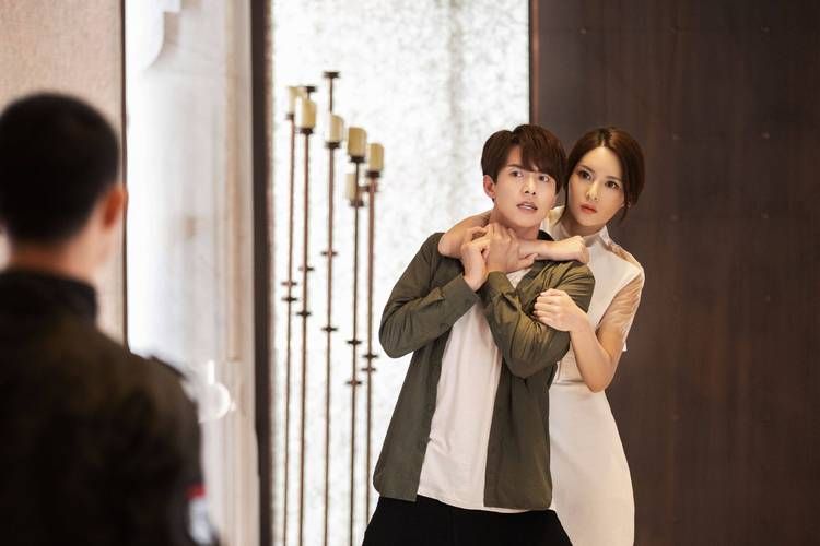 做怡红院的主人汉化版：最新内容更新，解锁更多剧情！