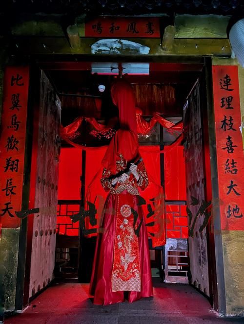 冥婚交友中心最新消息：诡异照片背后的真相