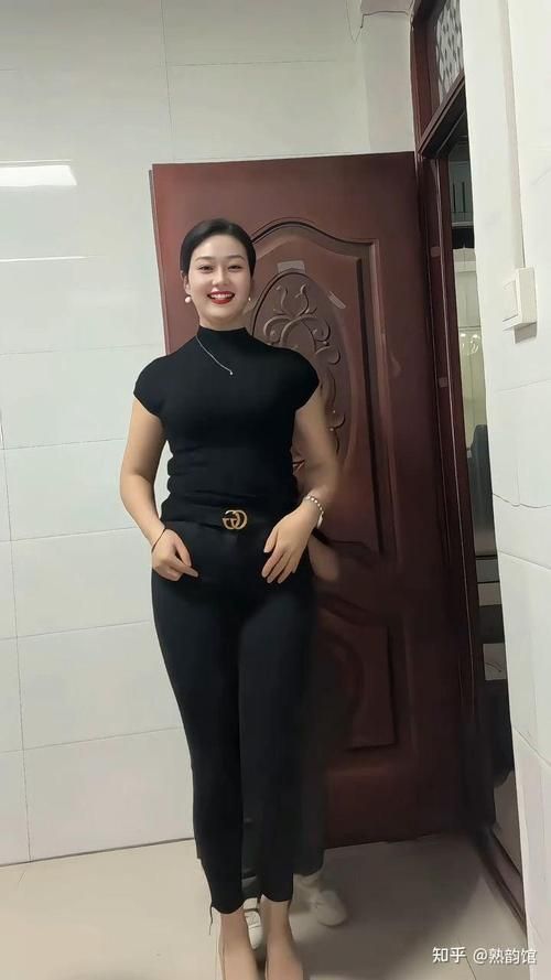 半老徐娘官方网站：优雅成熟女性的专属空间