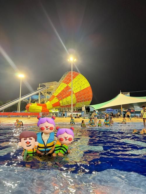 夏日炎炎游戏介绍：冒险之旅，刺激体验等你来！