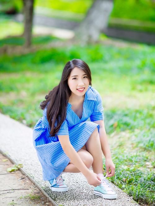 想玩变身夏日V1.37？这里有最新更新地址