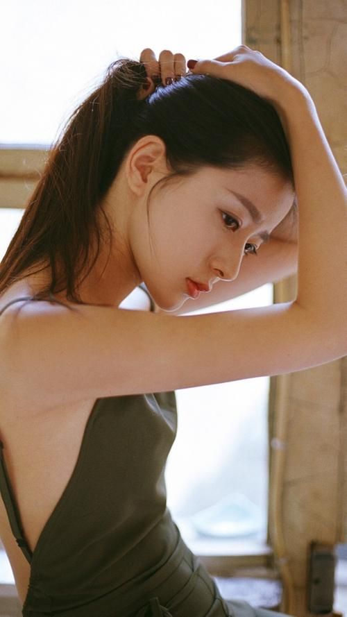 想玩校花小冰？安卓手机如何下载安装？