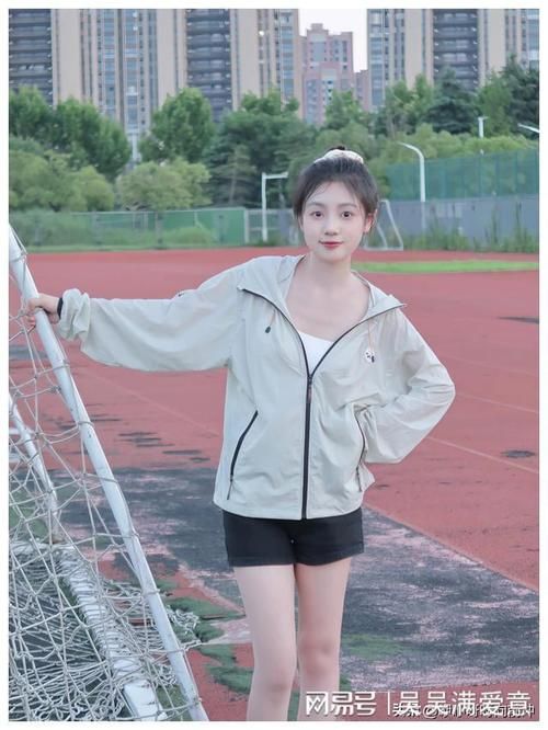 想玩校花小冰？安卓版下载安装教程详解