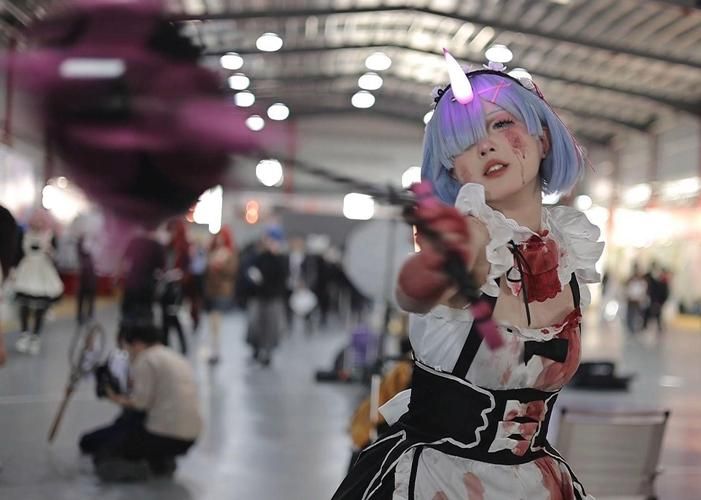 想看coser花絮？汉化版下载就在这里！