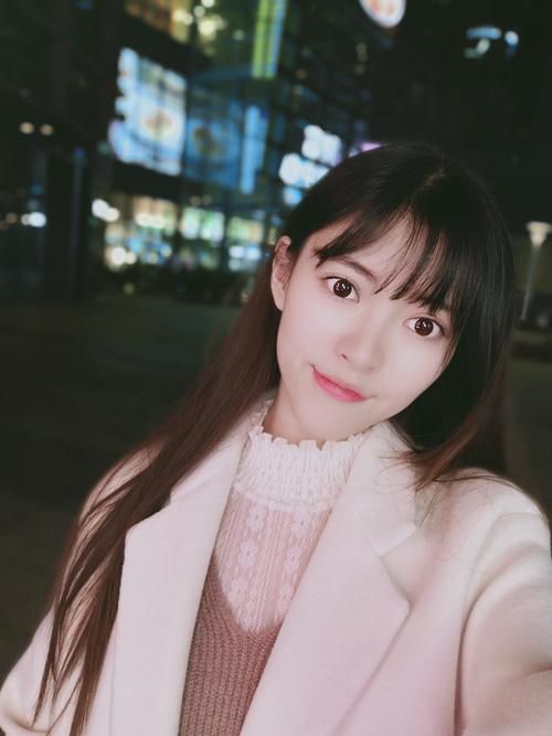 想看丹弗斯小姐？这里提供最新更新地址