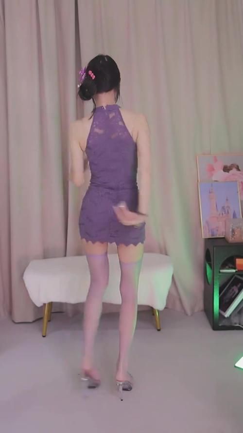 想看巫小萤跳舞?官方网站带你一键直达 想看巫小萤跳舞?官方网站带你一键直达