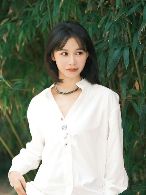 我的姐姐阿丽亚官方正式版下载：最新版资源免费获取