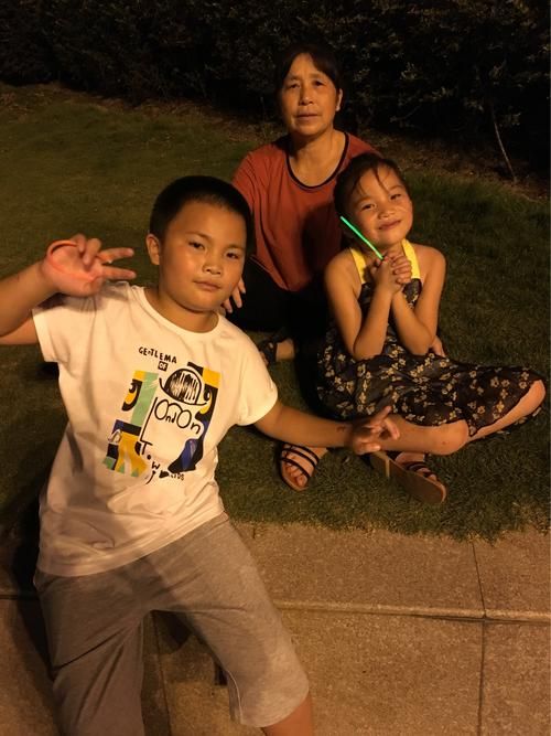 我的秘密暑假时光2最新版本攻略：解锁隐藏剧情，体验精彩夏日