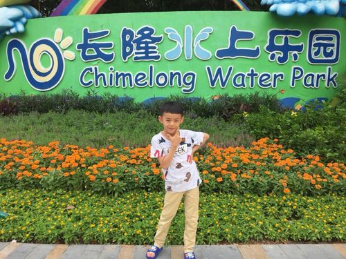 我的秘密暑假时光2最新版本是多少？赶紧下载体验全新玩法！