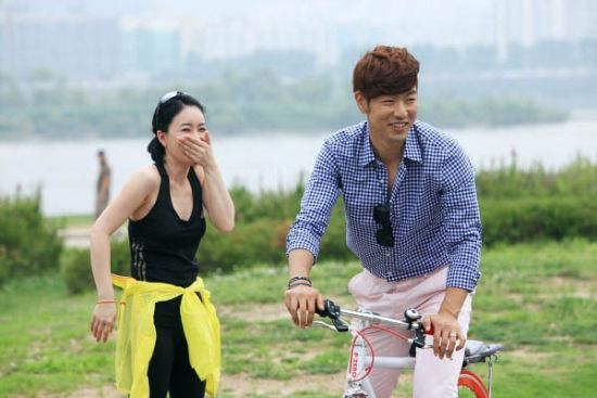 我的继亲CH2绅士游戏评测:值得一玩吗?深度分析 我的继亲CH2绅士游戏评测:值得一玩吗?深度分析