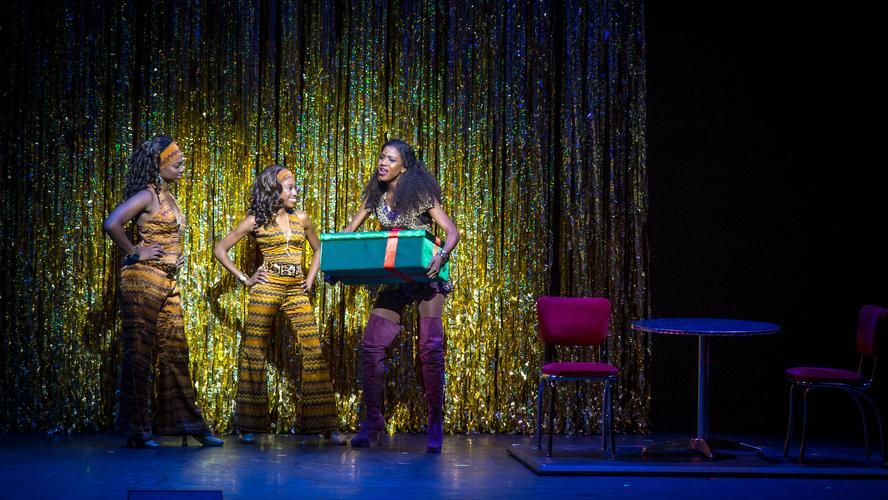 新生也疯狂第二季EP3官网完整版下载,不容错过! 新生也疯狂第二季EP3官网完整版下载,不容错过!