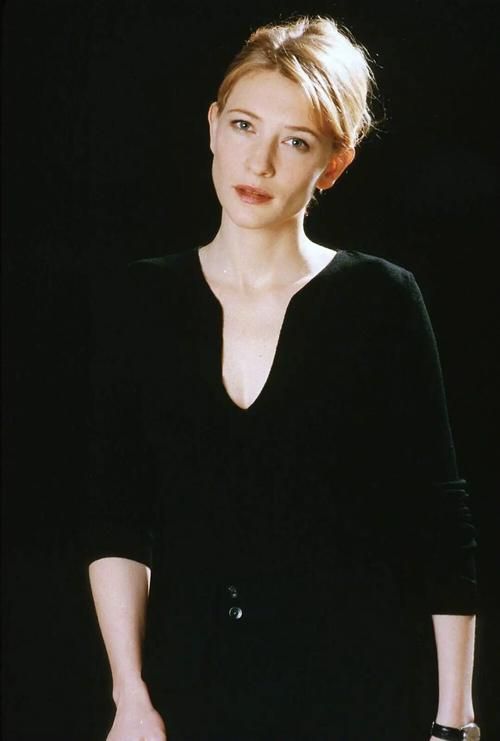 最全艾米丽布兰切特游戏下载资源及玩法攻略