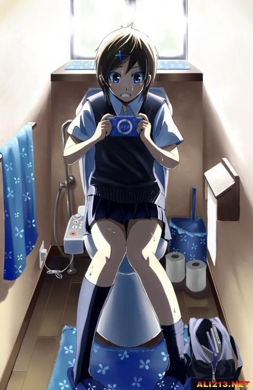 最新与女大生的同居生活更新地址，快来体验！