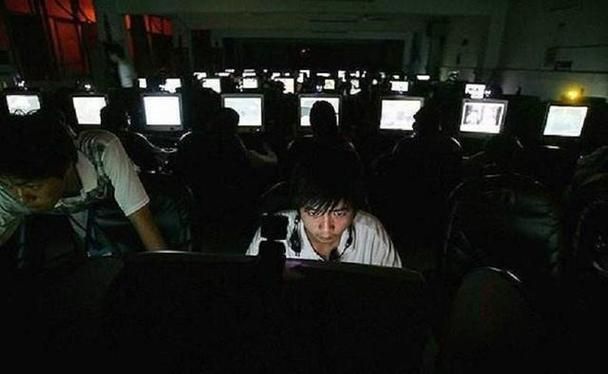 最新网络游戏,为何让女大学生如此沉迷? 最新网络游戏,为何让女大学生如此沉迷?