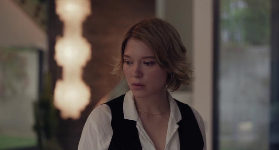 欲望回声游戏攻略：快速升级解锁隐藏剧情