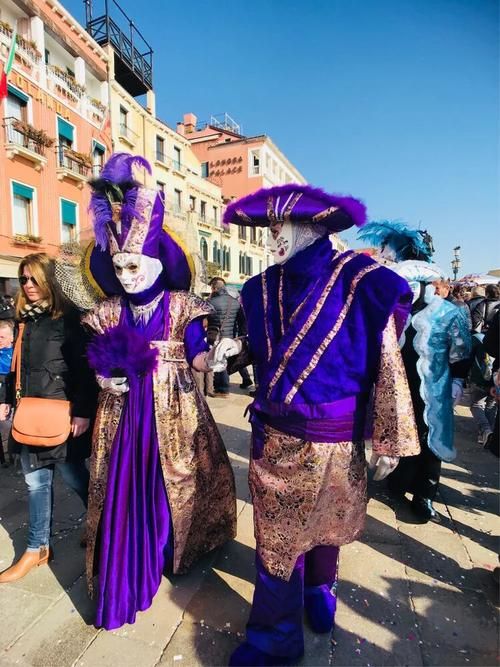 淑女广场版本大全：最新汉化版及其他版本资源分享