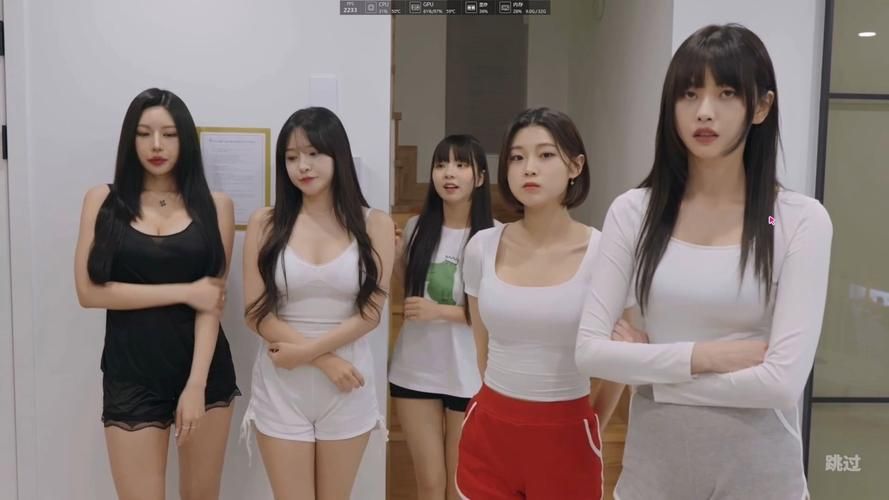 爆款游戏阿西美女室友最新玩法：恋爱攻略