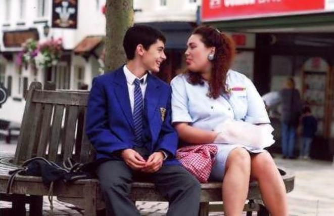 爱的初体验最新版本下载，体验纯真爱情