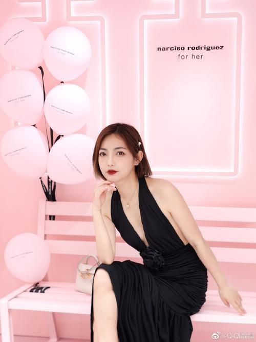 甜蜜归来绅士游戏评测：轻松休闲的甜蜜体验