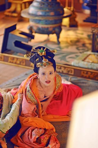 百度云下载：皇后游戏第1季汉化版最新更新内容抢先看