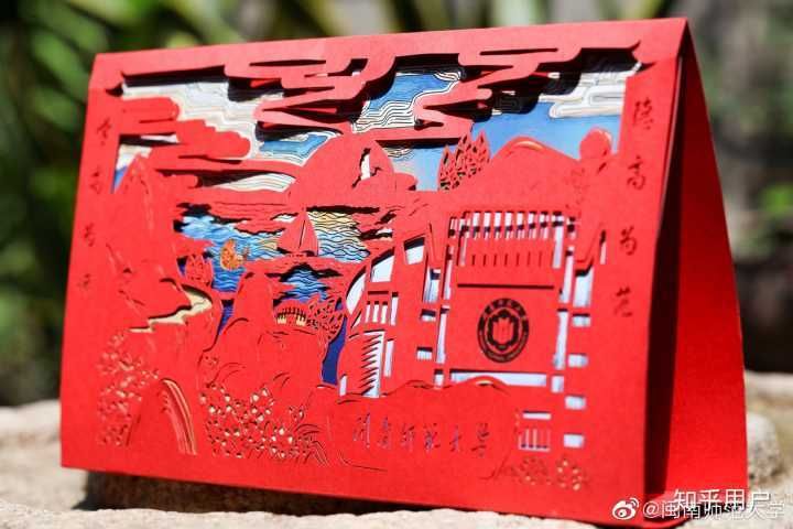 红色房间最新版本试玩报告：值得下载体验吗？