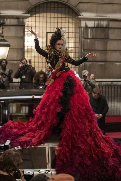 红色房间汉化版更新内容详解：人性与杀戮的极致考验！