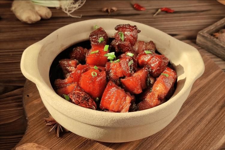 肉烂在锅里官网：谁是这锅“肉”的真正主人？