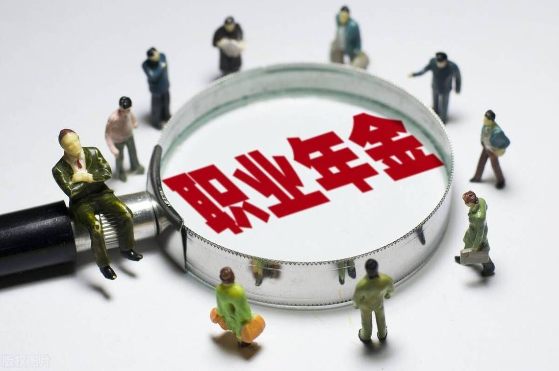 超社保服务人员小缘汉化版：有哪些最新更新？值得下载吗？